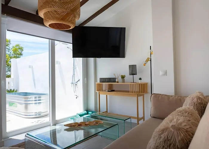 Chic Beach House 2 In Benalmadena By El Trocader